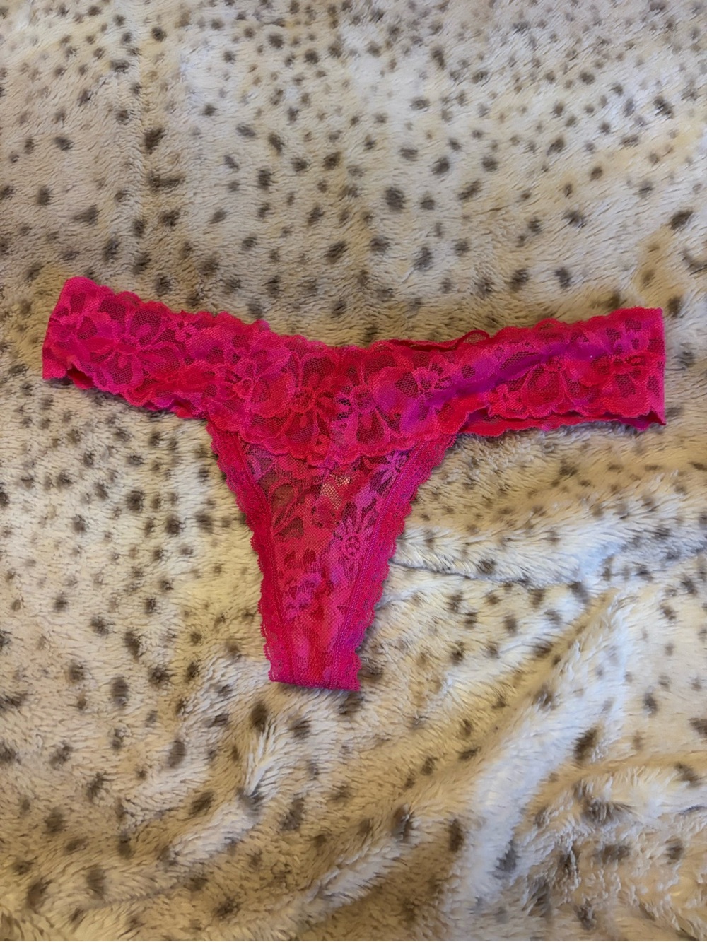Victoria's Secret Floral Lace Thong - Hot Pink